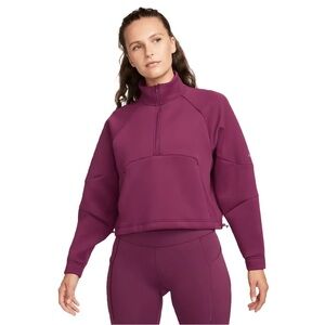 NWT Women’s Nike Drifit Prima 1/2 zip Training Top Medium